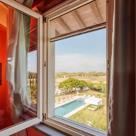 Horská chata Montefalcone: Charm, Private Pool, And Chef *
