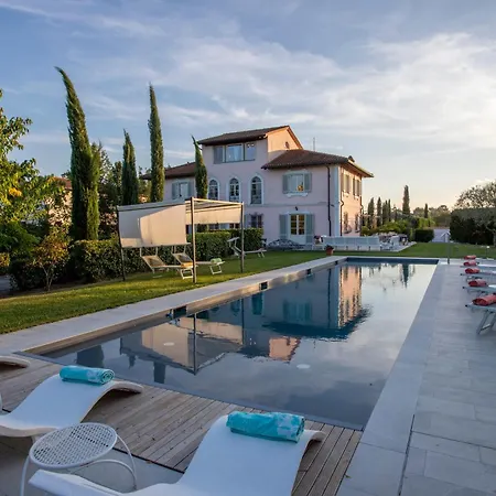 Montefalcone: Charm, Private Pool, And Chef Horská chata